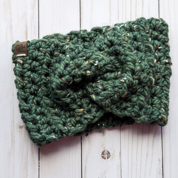 Chunky Crochet Earwarmer - Picture 3 of 5